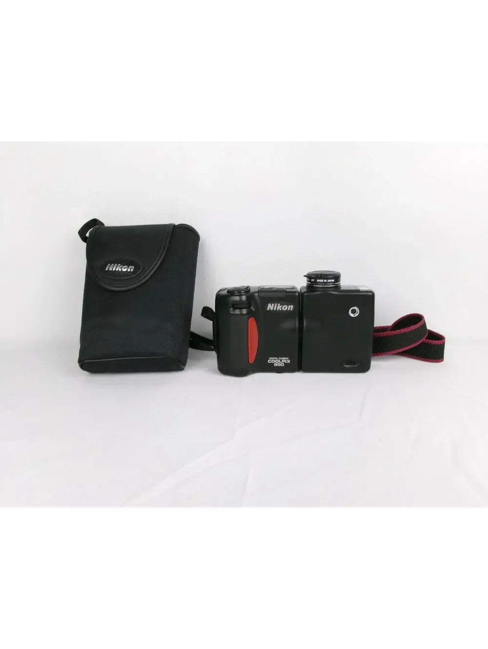 Nikon Coolpix 950 Vintage Digital Camera Tested Working w Case CF Card